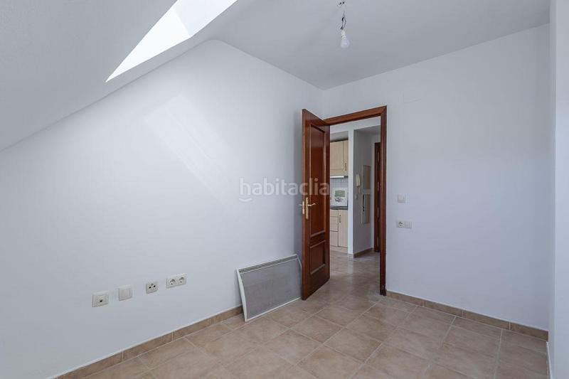 Foto a085b91f-2e16-459e-85ed-5161b5e9a3dc. Àtic amb calefacció aparcament a Monachil pueblo Monachil