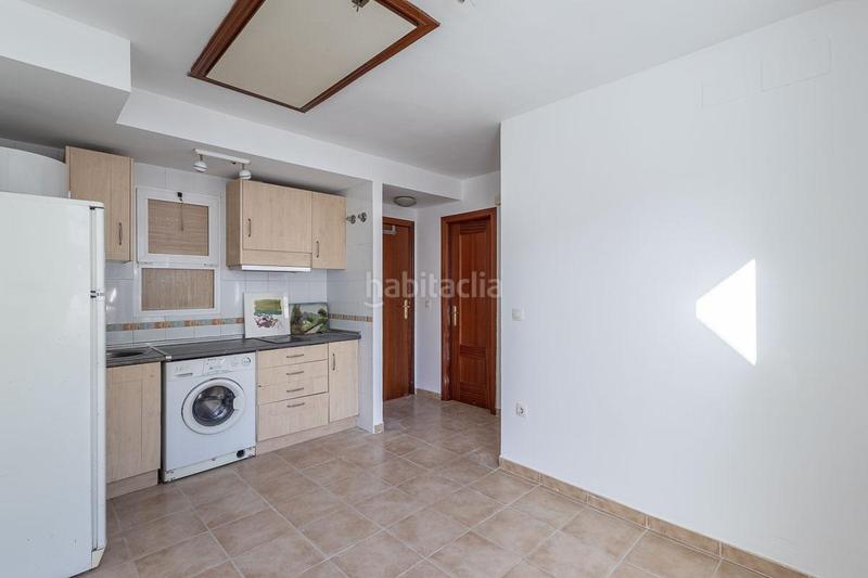 Foto b53a01f0-9ad9-46d2-a507-f8f6a8e650b1. Àtic amb calefacció aparcament a Monachil pueblo Monachil