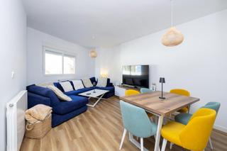 Appartement à Crta. De la Sierra. Precioso piso con terraza acojedora