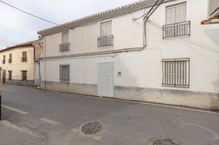 Maison  Calle de la iglesia 20. Casa para reformar en el corazón de gójar  junto al ayuntamiento
