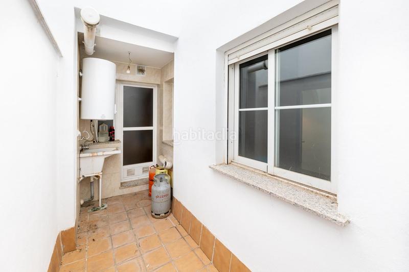 Foto 4a90cec0-610e-42c4-a11b-9cc495fed057. Piso  con piscina comunitaria! en San Cayetano Churriana de la Vega