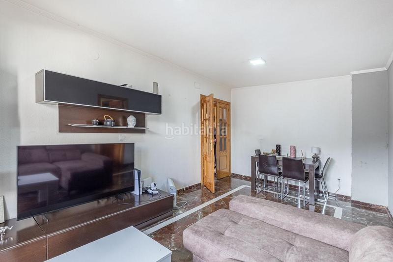 Foto b59143ee-d3ef-4547-a213-0039a934bedf. Appartamento con parcheggio in Cájar