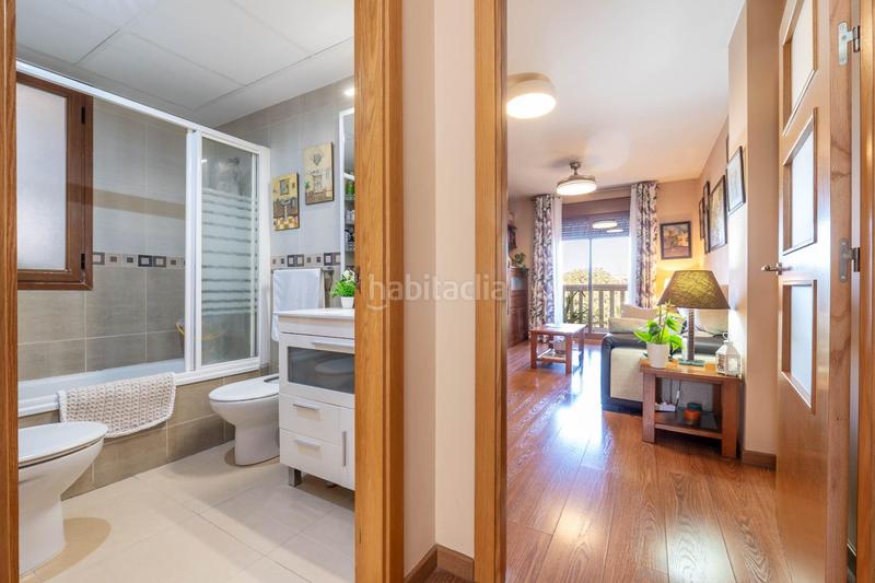 Foto cf2d3240-c787-4fb5-83b2-1e7be472794a. Piccolo appartamento con parcheggio in Ogíjares