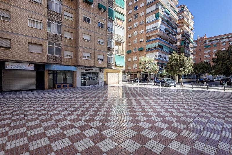 Foto 1af6f301-3c0c-43af-ad4a-049f30f5ad24. Local commercial dans Barrio de Zaidín Granada