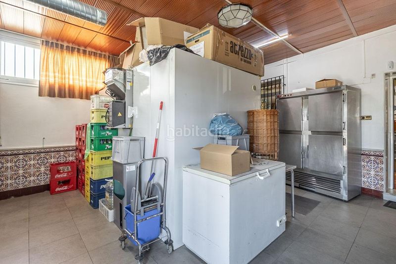 Foto be577375-157f-4868-bb40-e88384cdd04e. Local comercial a Atarfe