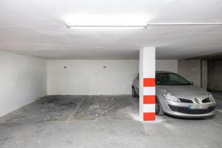Autoparkplatz in Calle cruz 42. Se vende plaza de garaje para coche pequeño junto plaza gracia y