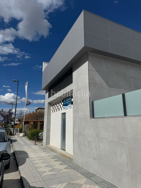 Foto c2127a05-9cf9-4c71-8f15-a790f70b2fee. Local comercial a calle atlantida 4 a Maracena