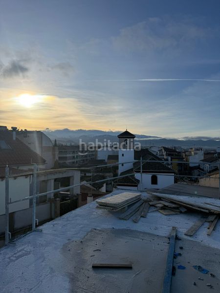 Foto 1077ca2d-2713-4063-82eb-fc6b7e176be9. Penthouse in calle aljibe alto 4 in Maracena