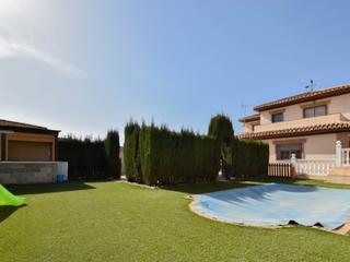 Xalet  N/a. Grandioso chalet en alhendin