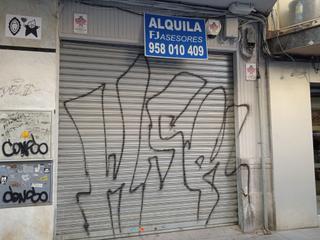 Location Local commercial  N/a. Local en centro de granada