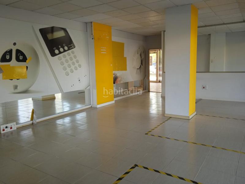 Foto 5a23471b-5a15-4f24-adab-996a5d9bcbaa. Rent business premise in Fígares Granada