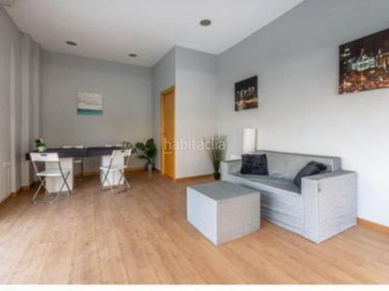 Foto b8d5b6ad-ba7f-4ae6-8ac6-b76737a9837a. Location local commercial dans Fígares Granada