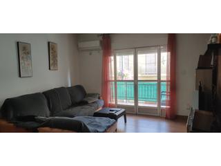 Pis  N/a. Piso 3 dormitorios y 2 baos en la mejor zona de atarfe