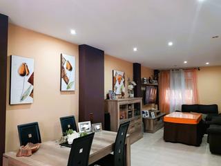 Casa adossada  N/a. Casa en cijuela