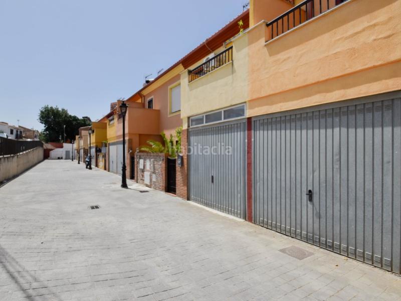 Foto 09b960e9-cedb-4f18-b807-35198deea180. Maison jumelée avec parking dans Polideportivo Alhendín