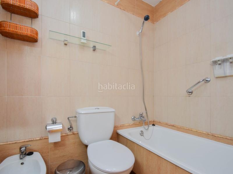 Foto 54c5e8a8-b39a-4592-aaa4-1629caf68487. Maison jumelée avec parking dans Polideportivo Alhendín