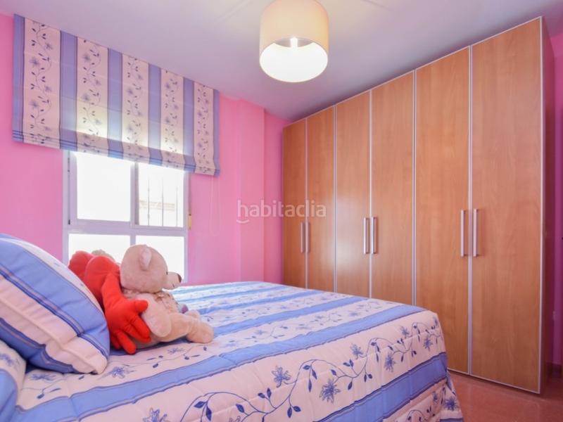 Foto 5d626672-9ade-4057-a1ce-e0b97545976f. Maison jumelée avec parking dans Polideportivo Alhendín