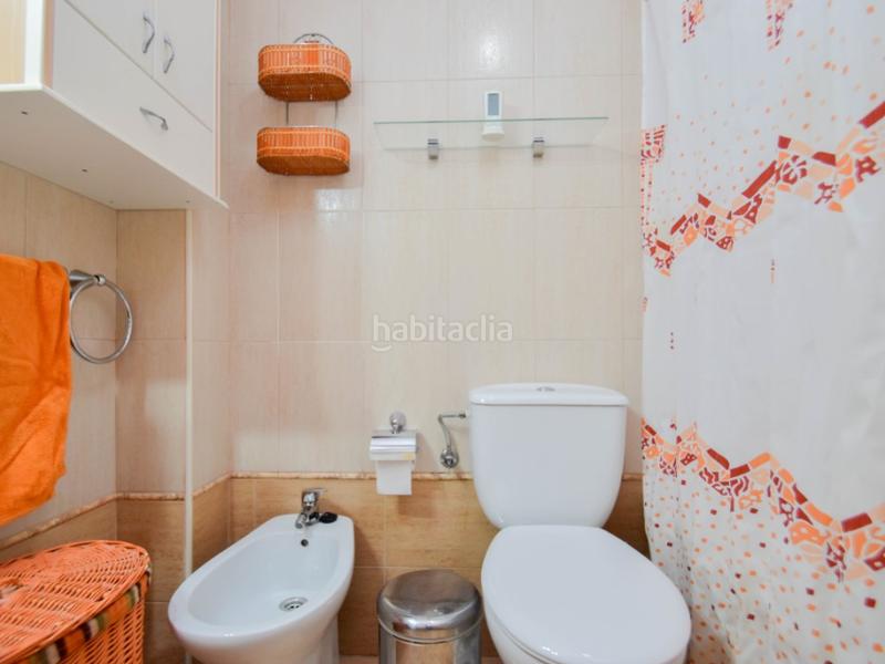 Foto 6fd323bf-d5a7-447f-bf3e-e63ee160a204. Maison jumelée avec parking dans Polideportivo Alhendín