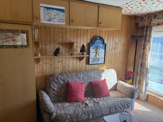 Apartament a Calle de la virgen de las nieves. Precioso estudio en zona media al mejor precio
