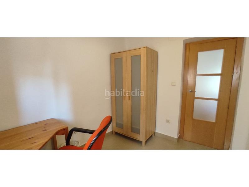 Foto f0a26967-2bca-4937-9ae8-bfdca3de354a. Lloguer pis a Barrio de Zaidín Granada