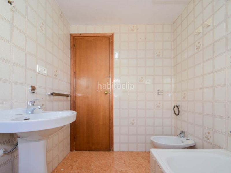 Foto d35ddfdf-7ac1-4a45-bb25-a13695ff1283. Xalet amb aparcament piscina a Barrio de la Vega Monachil