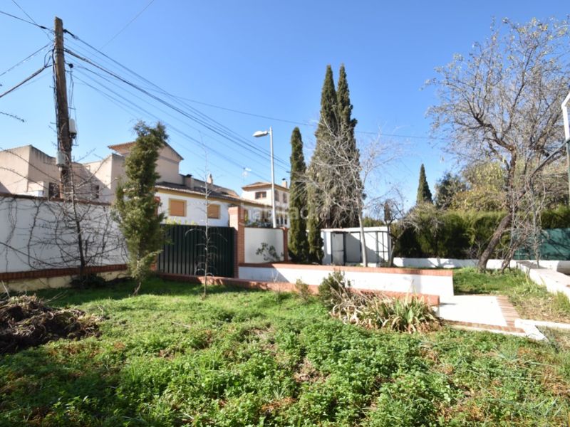 Foto de606783-cf3c-4d1f-bd9d-01861f4d8337. Xalet amb aparcament piscina a Barrio de la Vega Monachil