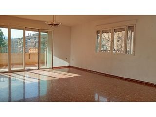 Penthouse  Calle sos del rey catolico. Ático en alminares