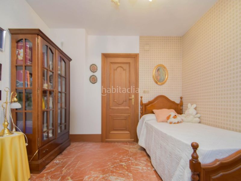 Foto 922f33f0-e9fa-4320-8631-1ca1e0939dee. Pis amb calefacció aparcament a San Matías - Realejo Granada