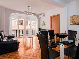 Lloguer Pis  Calle pintor lopez mezquita. Piso estudiantes 2627