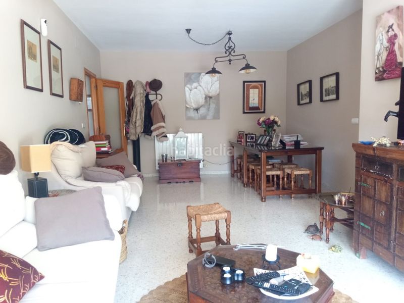 Foto c4772500-48a3-4876-a42d-3d691bce5e8c. Pis amb aparcament a Lancha del Genil Granada