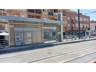 Pis  Calle pio xii. Piso con garaje, trastero y patio en churriana de la vega
