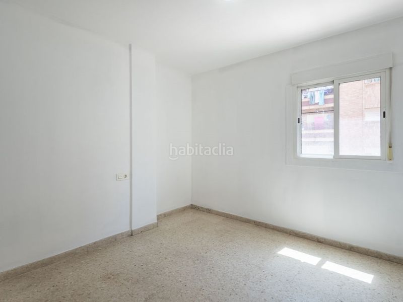 Foto bade2f36-3224-47c8-99e4-9fe63c15e449. Pis a Barrio de Zaidín Granada