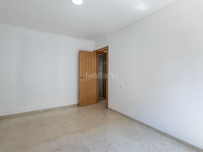 Foto ed259b9a-0d49-48ce-a5f8-d0952925fbdd. Pis a Barrio de Zaidín Granada
