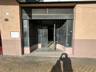 Local Comercial a De madrid 1. Local com. en venta en avda. madrid, 1 despacho.