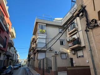 Pis a Carrera alta s/n. Piso en venta en torre del campo, 4 dormitorios.