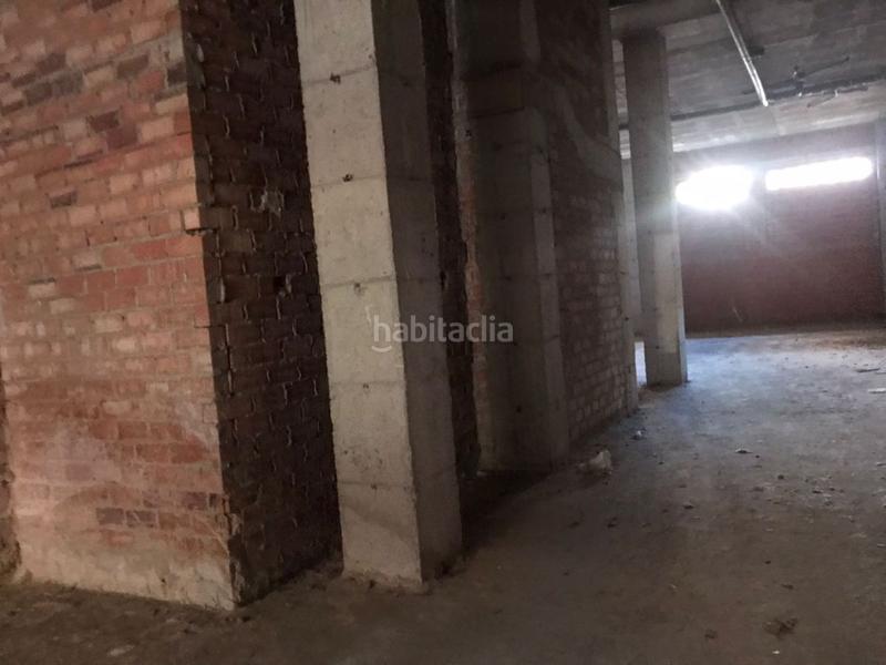 Foto 3825a456-c0eb-43dc-8d48-ed9b763d1c86. Lloguer local comercial a Renfe - Bulevar 1ª y 2ª Fase Jaén