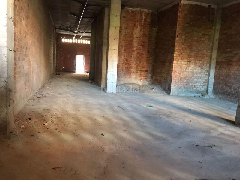 Foto e92a3eb7-1d1d-4adc-b27d-8aca9354addf. Location local commercial dans Renfe - Bulevar 1ª y 2ª Fase Jaén