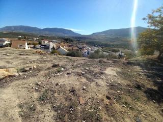 Terreny residencial a Vega sanchez 62. Solar en venta en guardia de jaen la.