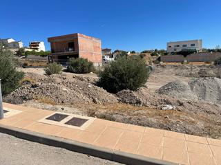 Terreny residencial a Jilgueros 36. Solar en venta en ciudad jardinentrecaminos.