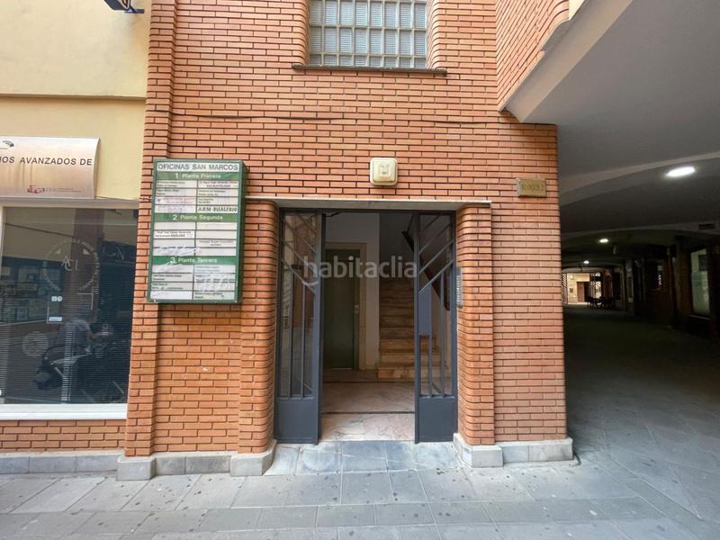 Foto 9a06e7f1-c3cf-4e58-94a0-bab8393248eb. Locale commerciale in corredera de san marcos 18 in Linares