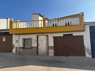 Casa adossada a Molinillos 37. Casa adosada en venta en alcaudete, 3 dormitorios.