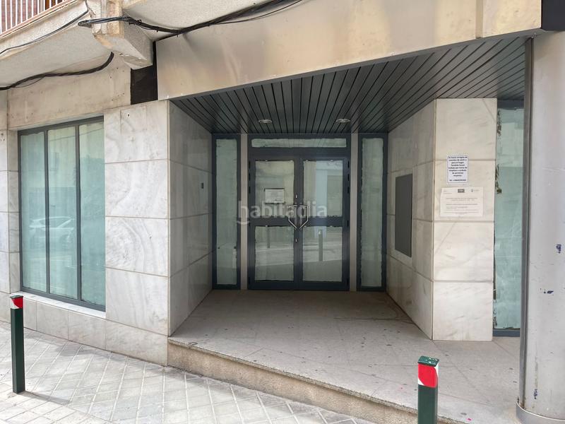 Foto cf464ef2-afaf-4d99-8598-c038ebb8dfcc. Local comercial en carmen 4 local en venta . en Alcaudete