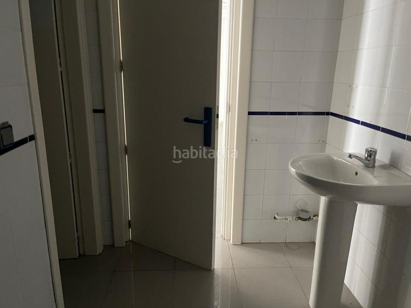 Foto eae14b1a-9bfb-4f58-ab0b-6b612726a2bc. Local comercial en carmen 4 local en venta . en Alcaudete