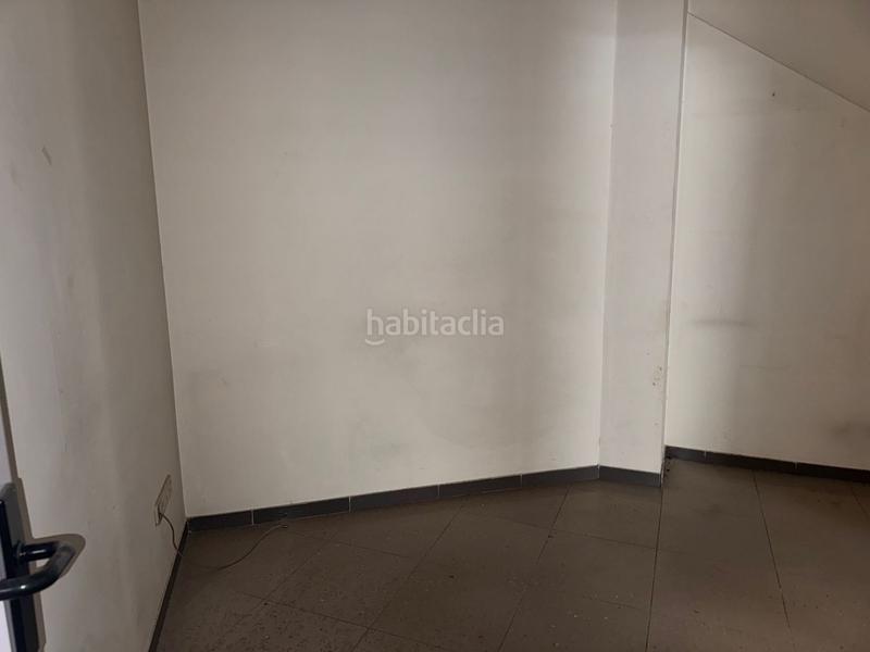 Foto 108b8d7e-264d-4405-beaf-2f6c15ef9fbf. Local comercial a pintor rosales 2 a La Zarzuela - San José - Belén Linares