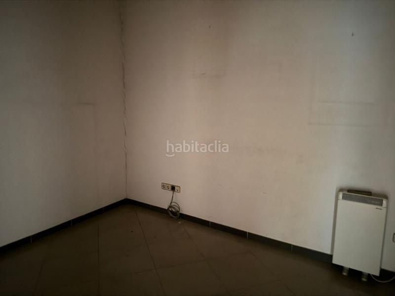 Foto 1cc3a3fc-5e42-464e-bf68-bf42339c734b. Local comercial a pintor rosales 2 a La Zarzuela - San José - Belén Linares