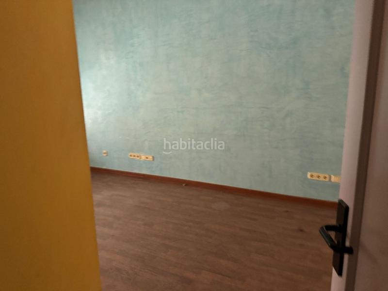 Foto 9fa7e7e9-973c-45b4-a657-d38056434b57. Local comercial a pintor rosales 2 a La Zarzuela - San José - Belén Linares