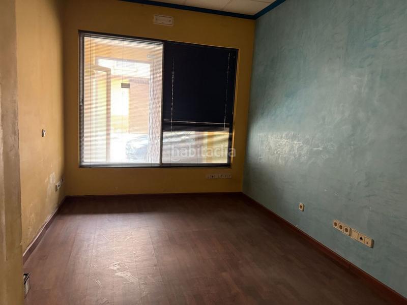 Foto ed4e70e3-7945-470f-a956-e16d8fb1589a. Local comercial a pintor rosales 2 a La Zarzuela - San José - Belén Linares