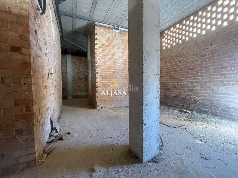 Foto e25adf0c-b184-49fa-92fd-0754acf0ad3d. Local comercial a Torredonjimeno