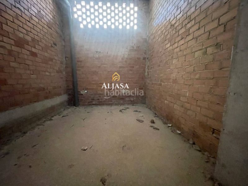 Foto ec509ef6-3618-462a-aadb-88d9efb7df6e. Local comercial a Torredonjimeno