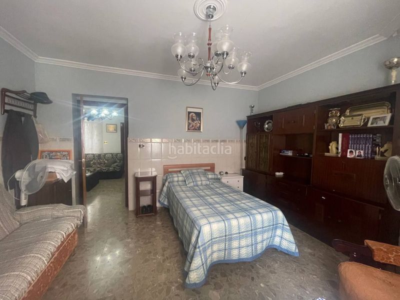 Foto c8659172-6cfe-4214-bc07-1dd62f5db740. Casa amb aparcament a Torredonjimeno